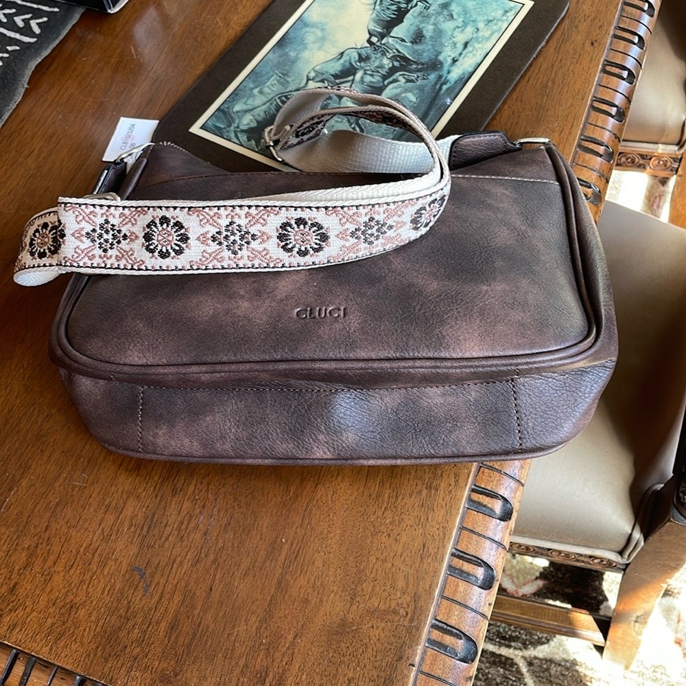 Brown Leather Crossbody Bag NWT - Picture 3 of 8